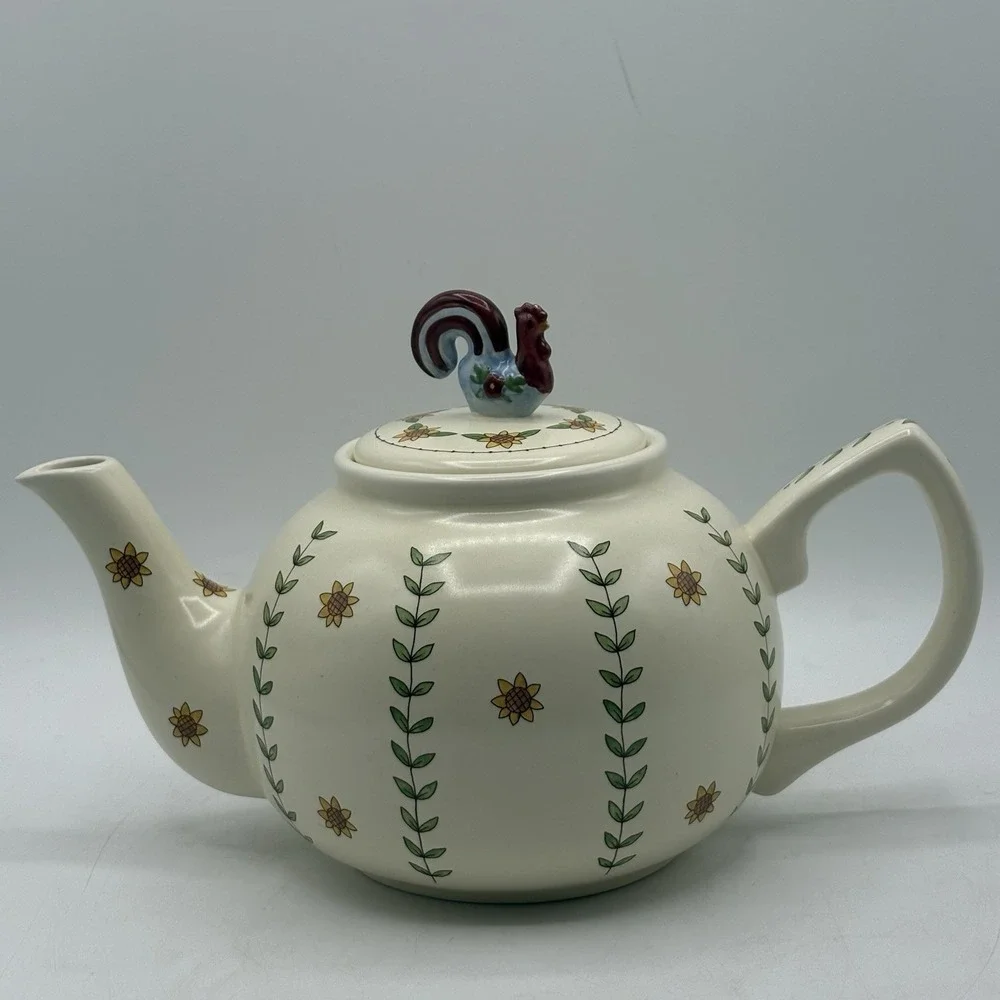 Vintage Y2K‎ Teapot & Sugar Bowl w/ Rooster Decoration Country Style Farmhouse